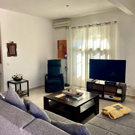 Casa Unifamiliar En El Faro. *